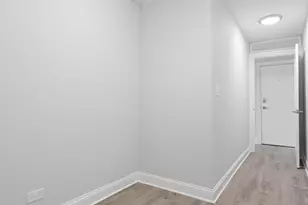 6758 N Sheridan Ave, Chicago, IL 60626 - Photo 11