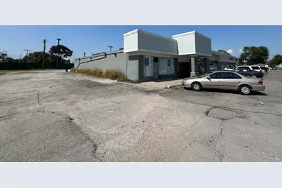 692 Theodore Street #D, Joliet, IL 60435 - Photo 1