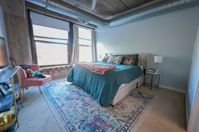 1033 W 14th Place #241, Chicago, IL 60608 - Photo 7
