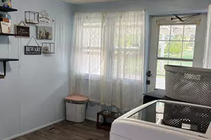 212 S 1st, Carthage, IL 62321 - Photo 13