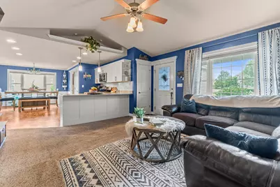 817 Casey Drive, Minooka, IL 60447 - Photo 5