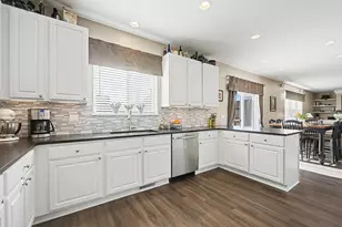 10429 Fleetwood St, Huntley, IL 60142 - Photo 11