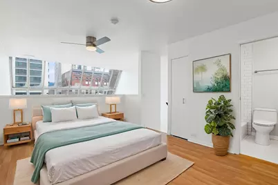 1531 N Sandburg Terrace, Chicago, IL 60610 - Photo 17