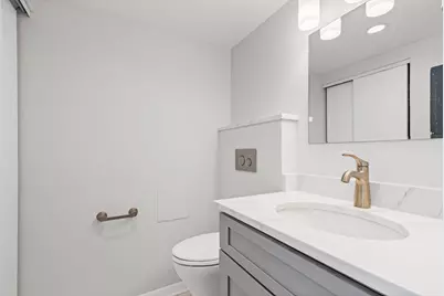 1531 N Sandburg Terrace, Chicago, IL 60610 - Photo 15