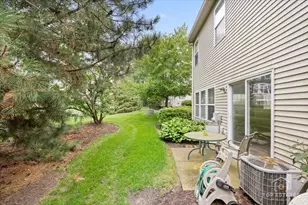 452 Jamestown Ct, Aurora, IL 60502 - Photo 25