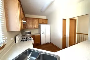 1604 Augusta Ln, Shorewood, IL 60404 - Photo 11