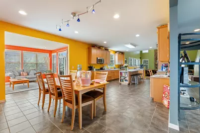 809 Magnuson Court, Barrington, IL 60010 - Photo 5