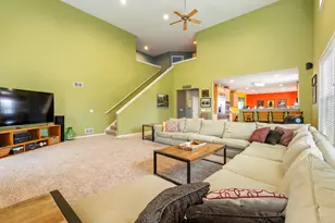 809 Magnuson Ct, Barrington, IL 60010 - Photo 13