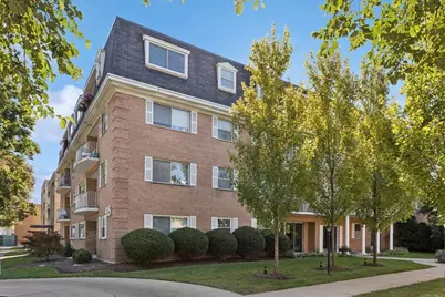 415 Wesley Avenue #36, Oak Park, IL 60302 - Photo 1