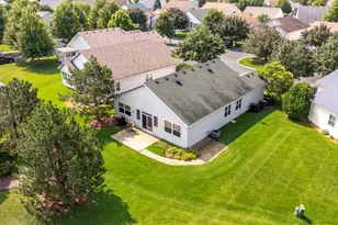 746 S Mecosta Ln, Romeoville, IL 60446 - Photo 23