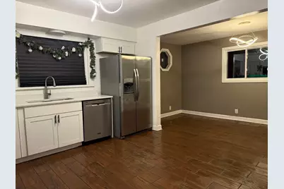 527 Gordon Avenue, Calumet City, IL 60409 - Photo 5