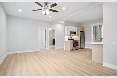 7427 N Clark Street #3, Chicago, IL 60626 - Photo 3