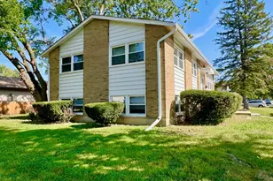 17613 Grandview Dr, Hazel Crest, IL 60429 - Photo 3