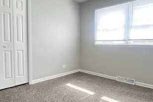 17613 Grandview Dr, Hazel Crest, IL 60429 - Photo 19