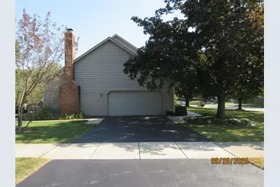 1099 W Jefferson Avenue, Naperville, IL 60540 - Photo 3