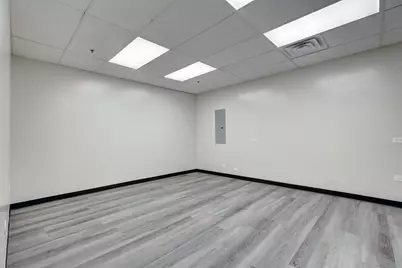 9825 W Roosevelt Road #101, Westchester, IL 60154 - Photo 11