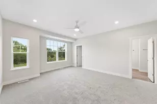 28297 Torch Pkwy, Warrenville, IL 60555 - Photo 11