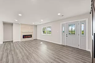 402 Beeson Dr, Urbana, IL 61802 - Photo 5