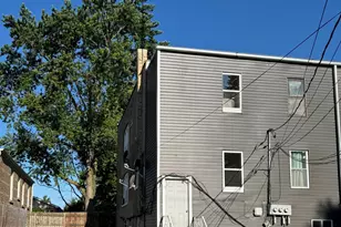 13015 S Muskegon Ave, Chicago, IL 60633 - Photo 3