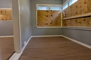 8601 S Kingston Ave, Chicago, IL 60617 - Photo 13