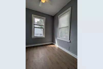 8601 S Kingston Avenue, Chicago, IL 60617 - Photo 35