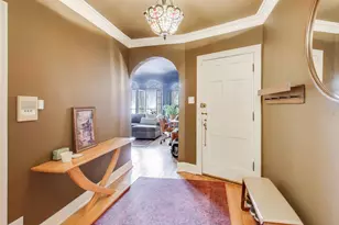 7453 N Hoyne Ave, Chicago, IL 60645 - Photo 25