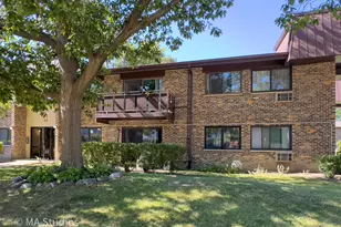 2632 N Windsor Dr, Arlington Heights, IL 60004 - Photo 3