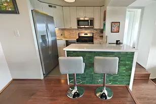 3200 N Lake Shore Dr, Chicago, IL 60657 - Photo 17