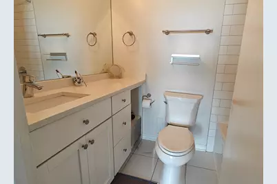 3200 N Lake Shore Drive #502, Chicago, IL 60657 - Photo 23