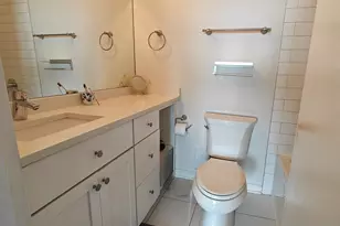 3200 N Lake Shore Dr, Chicago, IL 60657 - Photo 23