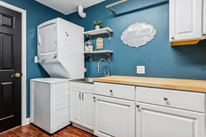 353 E Butterfield Road, Elmhurst, IL 60126 - Photo 17