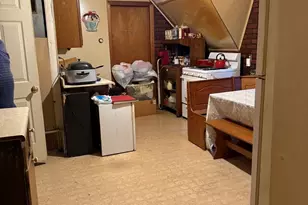 13228 S Houston Ave, Chicago, IL 60633 - Photo 7