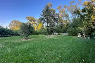 5547 S Peck Ave, Countryside, IL 60525 - Photo 21