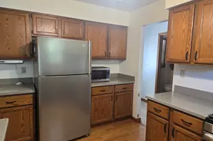 5114 W Malibu Ct, McHenry, IL 60050 - Photo 9