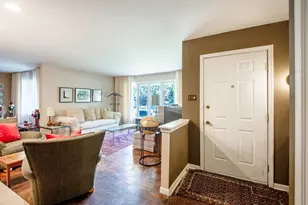 24016 S Walden Ln, Crete, IL 60417 - Photo 3