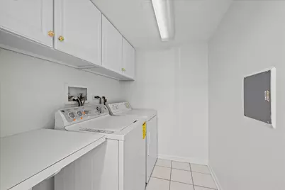 650 Laurel Avenue #303, Highland Park, IL 60035 - Photo 9