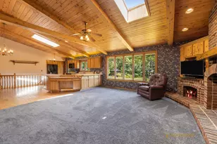 8N465 Shady Ln, Elgin, IL 60124 - Photo 3