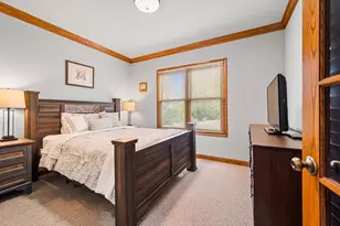 5N533 Prairie Springs Dr, Saint Charles, IL 60175 - Photo 15