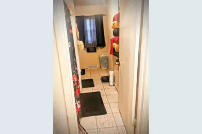 910 Bowling Green Drive, Homewood, IL 60430 - Photo 7