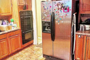 910 Bowling Green Dr, Homewood, IL 60430 - Photo 5