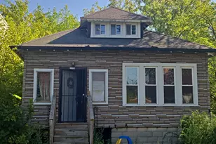 11709 S Lafayette Ave, Chicago, IL 60628 - Photo 9