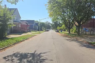 11709 S Lafayette Ave, Chicago, IL 60628 - Photo 5