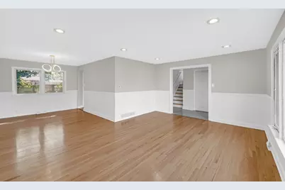 739 E 170th Street, South Holland, IL 60473 - Photo 3