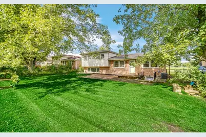 739 E 170th Street, South Holland, IL 60473 - Photo 17