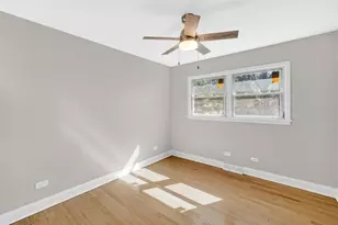 739 E 170th St, South Holland, IL 60473 - Photo 11