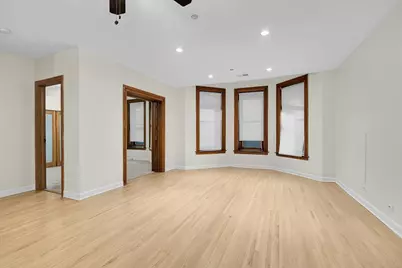 550 W Surf Street #115, Chicago, IL 60657 - Photo 5