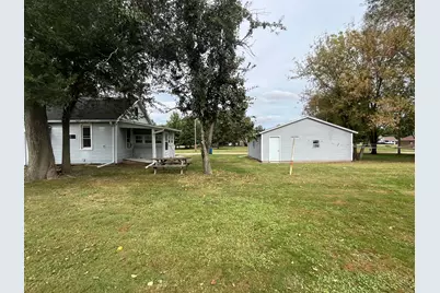 119 Center Street, Seatonville, IL 61359 - Photo 5