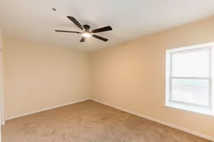 1650 Riverwoods Dr, Melrose Park, IL 60160 - Photo 23