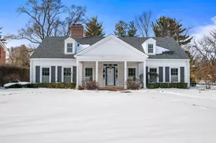 1011 Mohawk Rd, Wilmette, IL 60091 - Photo 1