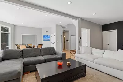 980 Half Day Road, Highland Park, IL 60035 - Photo 7